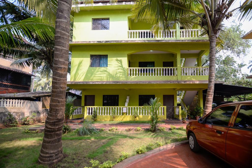Studio with Balcony
